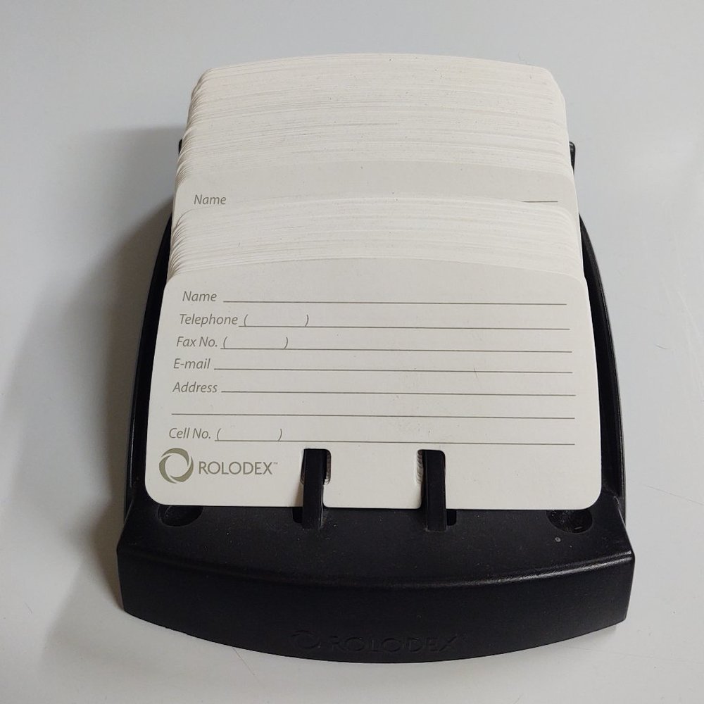 Rolodex Card File R-460 With Blank Index Cards Includes Small Easy Access Tray